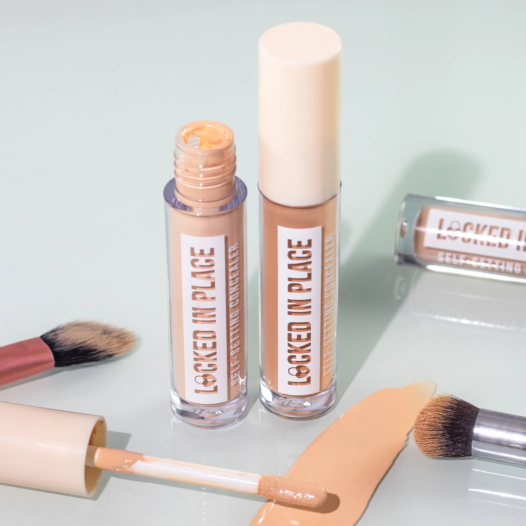 Locked In Place Corrector Liquido Italia Deluxe