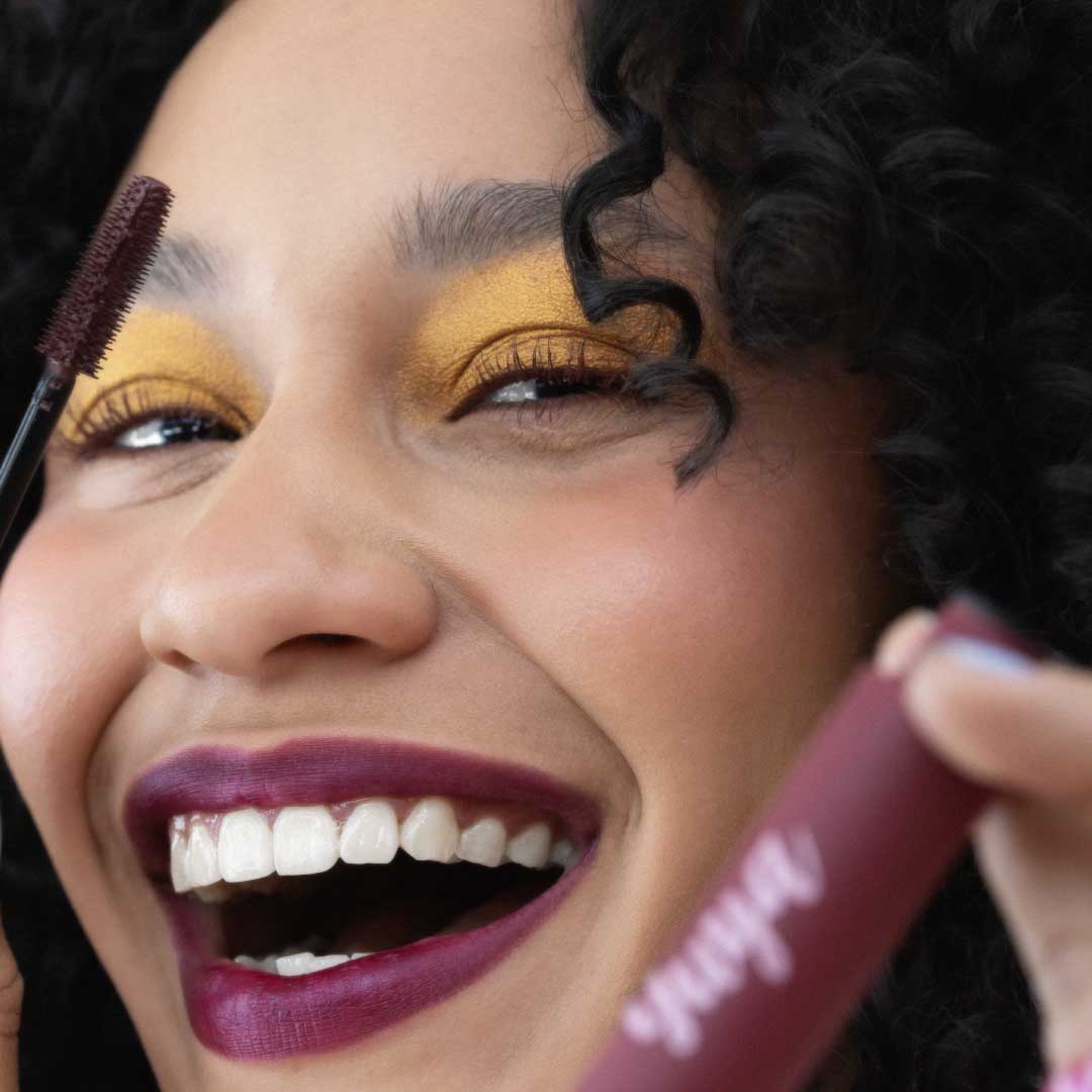 Máscara para pestañas 10 aceites naturales (borgoña) YUYA